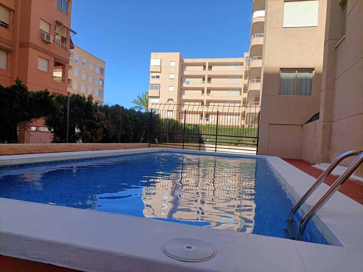 Karlex Con Aire Acondicionado Frio Y Calor Lägenhet Santa Pola Exteriör bild